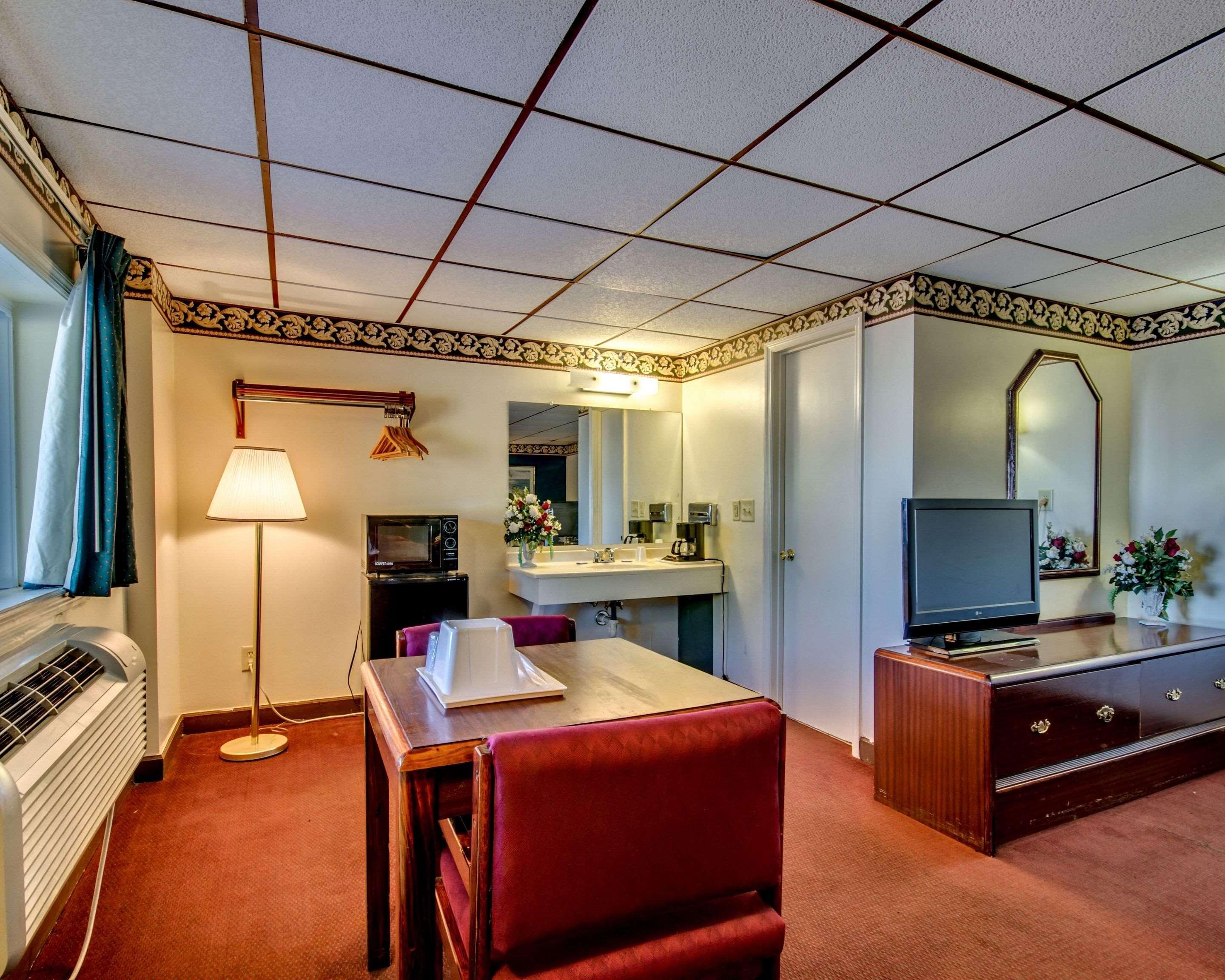 Econo Lodge Джорджтаун Екстериор снимка